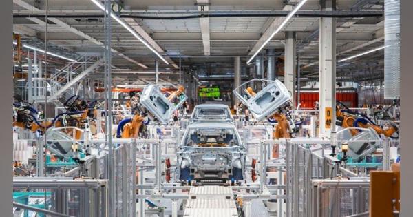 EV増産をデジタルで支援、VWとシーメンスがEV工場のスマート化で協業