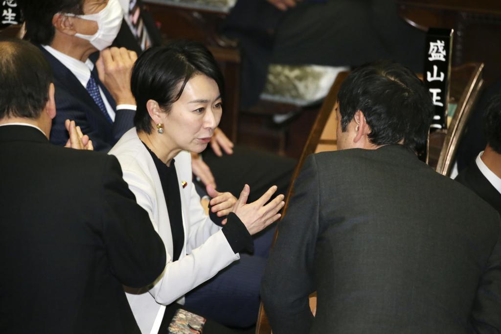 立民・山尾氏が造反…特措法改正案採決で反対「非民主的な方法」