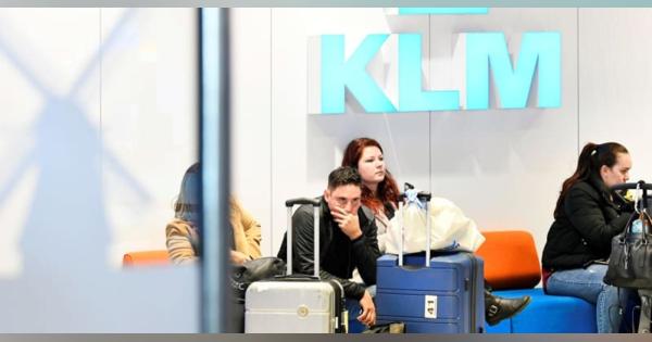 運航3割減、KLM2千人解雇へ 新型コロナが航空需要に打撃
