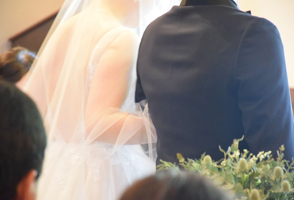 結婚式、延期する？　新型コロナ影響…苦悩する新郎新婦