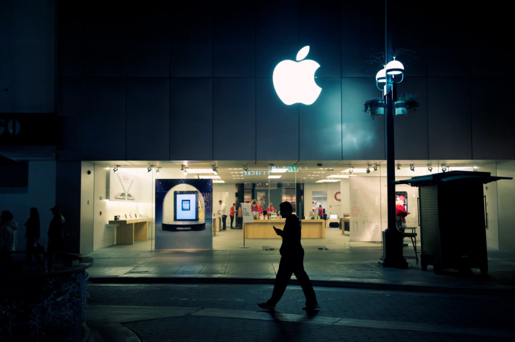 アップルが中国以外の全店舗を3月27日まで閉鎖