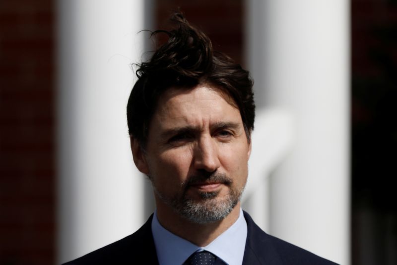カナダ首相、米欧との国境封鎖の可能性排除せず