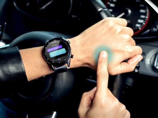 細かな操作が苦手な人に！ スマートウォッチ「MAD Gaze Watch」は 