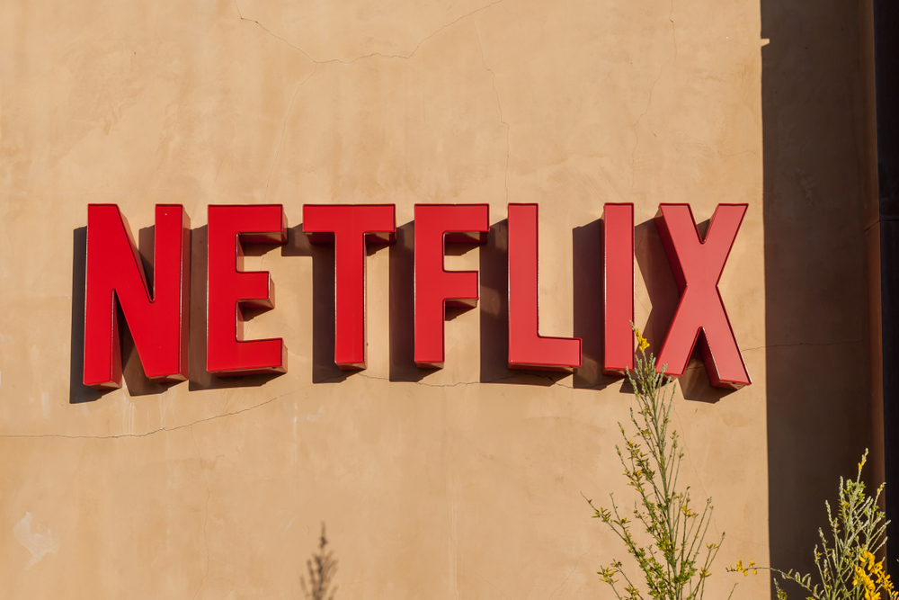 Netflix、新型コロナの影響を受けた業界スタッフ支援 111億円の基金を設立