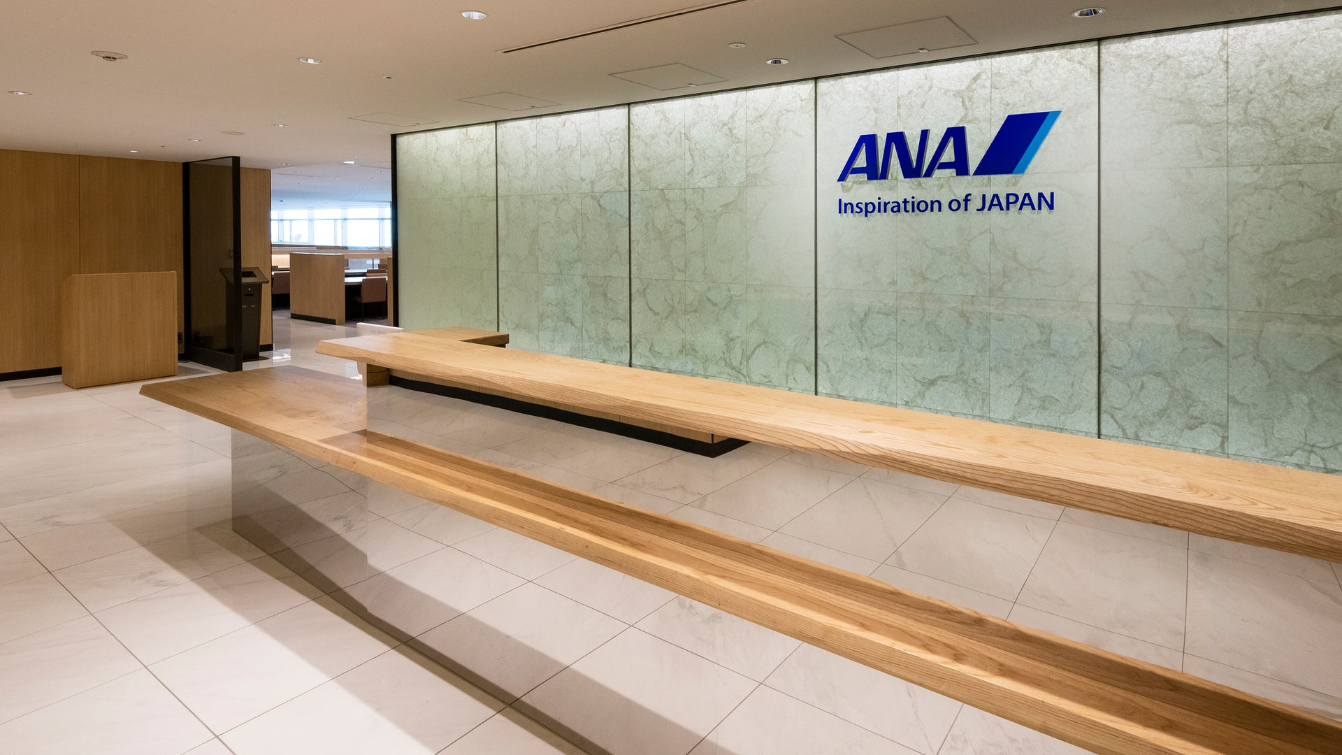 ANA最大級のラウンジが羽田空港にオープン！
