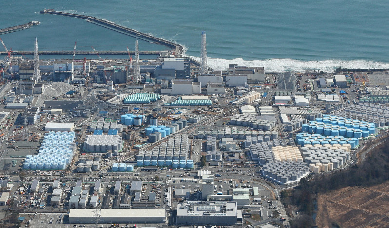 福島第1の汚染処理水「30年かけて放出」　東電が案発表　海か大気に放出の場合