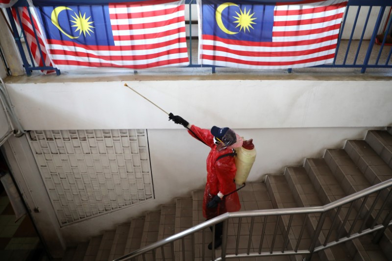 マレーシア、移動制限を2週間延長　追加の景気対策発表へ