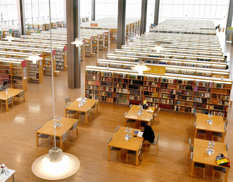 福井県立図書館、美術館も土日休館に
