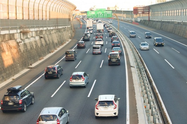 高速道路で渋滞、20km以上なら迂回ルートを検討　ホンダアクセス調べ