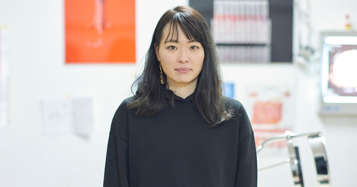 東京藝大を首席で卒業　“現代の美容のあり方”をテーマに創作を続けるアーティスト西澤知美の思考