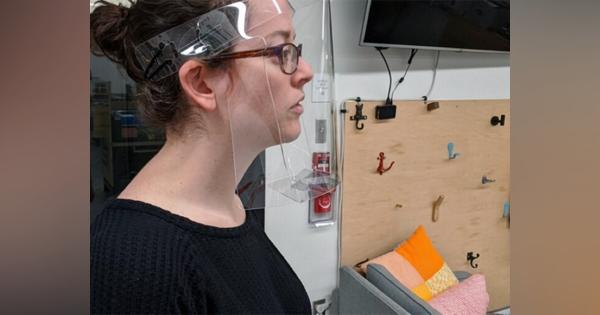 MITが折り紙式フェイスシールドの量産を開始！ 1時間で数千枚の切り出しも可能
