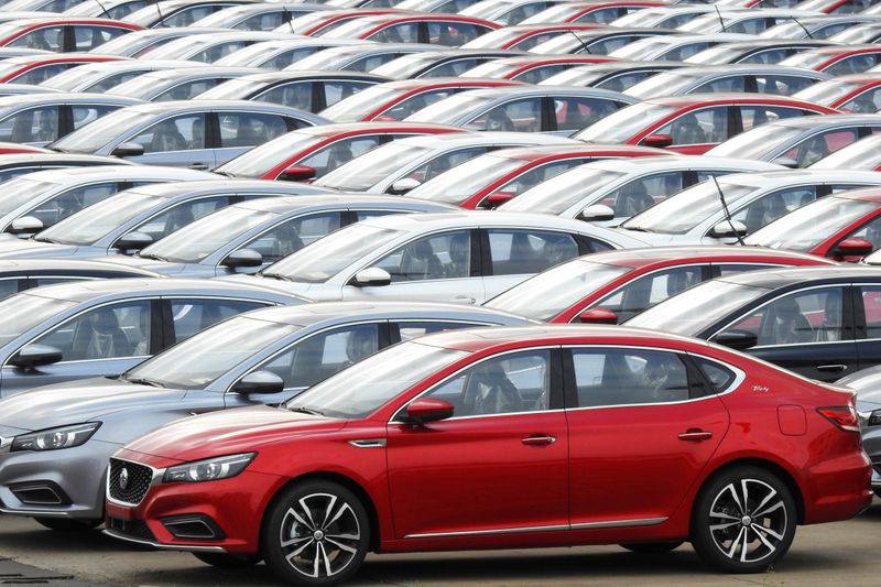 中国、新車購入規制を緩和へ　販売支援で