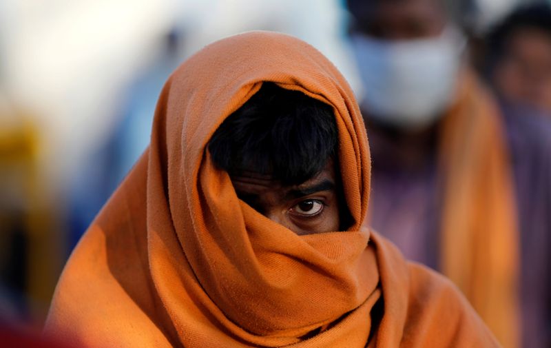 南アジア、新型コロナ感染者6000人に迫る　インドは封鎖延長も