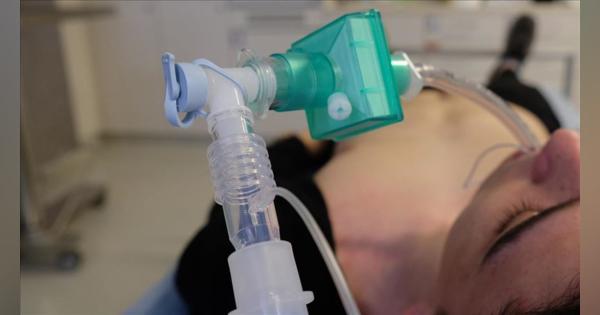 米国では新型コロナ対策で睡眠時無呼吸用の装置を改造して人工呼吸器の不足に対処