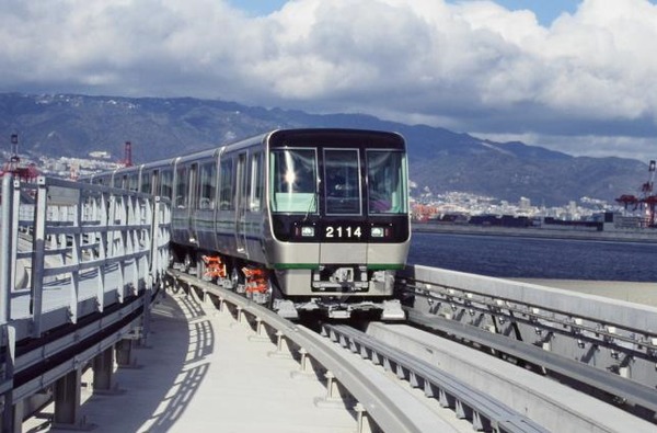 神戸の新交通システムで台車トラブル…左右の案内輪を支える「案内輪受簗」に亀裂　4月3日発生
