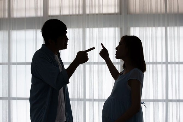 あわや｢新型コロナ離婚｣､妊娠中の妻が踏みとどまった理由 - PRESIDENT Online
