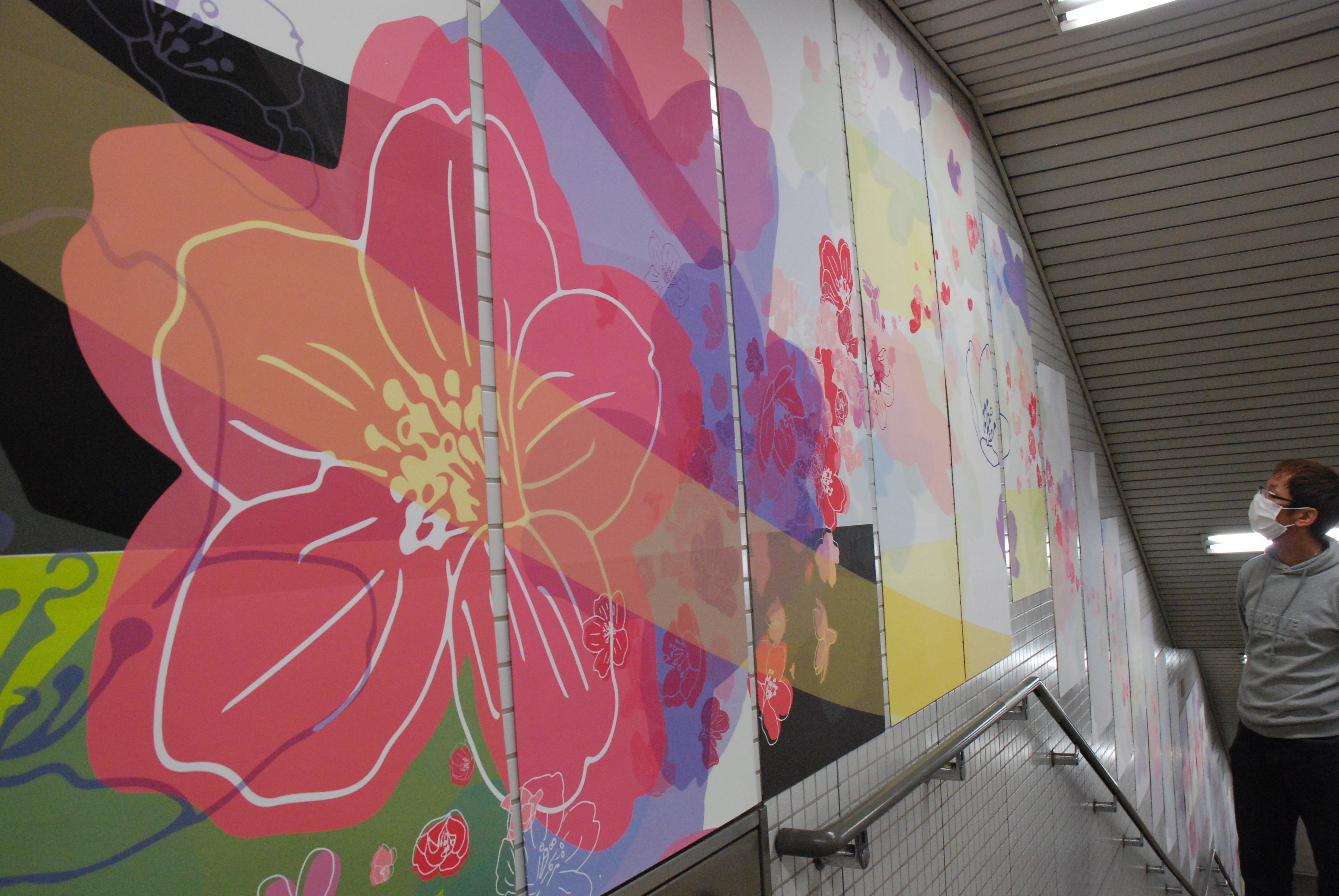 学生アート、地下鉄の駅彩る　京都の芸術系学生、市内11駅で展示