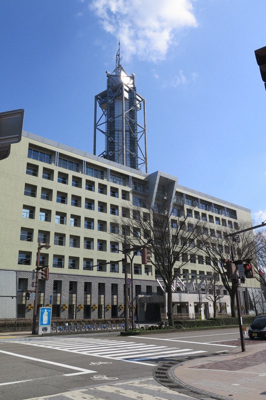 富山市民病院で10人院内感染　患者と看護師　既に感染確認の看護師と同じ病棟
