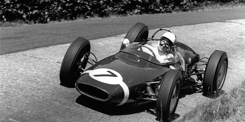 元F1ドライバーのモス氏死去　創生期に活躍、90歳