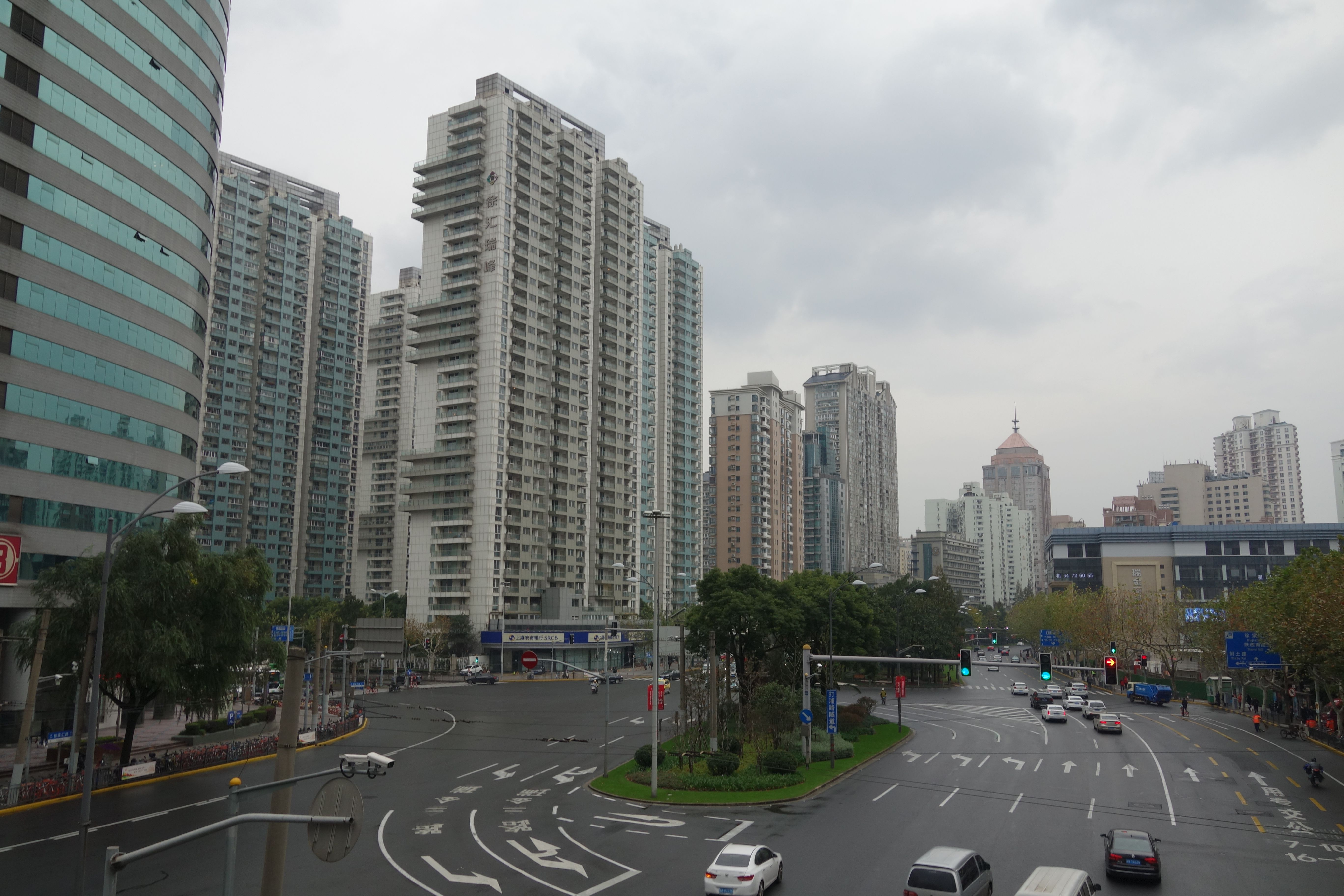あり得ない値動き、上海で住宅市場が活況の怪　上海に移住したい武漢人、見限られる都市の未来は？