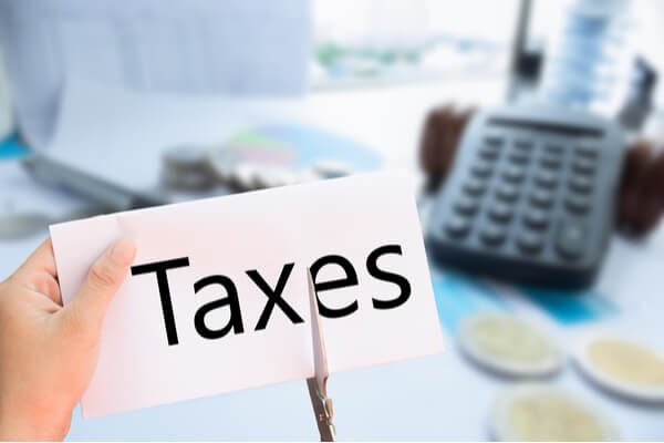 贈与税・相続税が免除になる「事業承継税制」とはどんな制度か