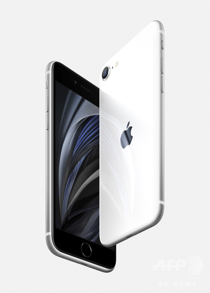 アップル、廉価版iPhone「SE」の新型モデル発表