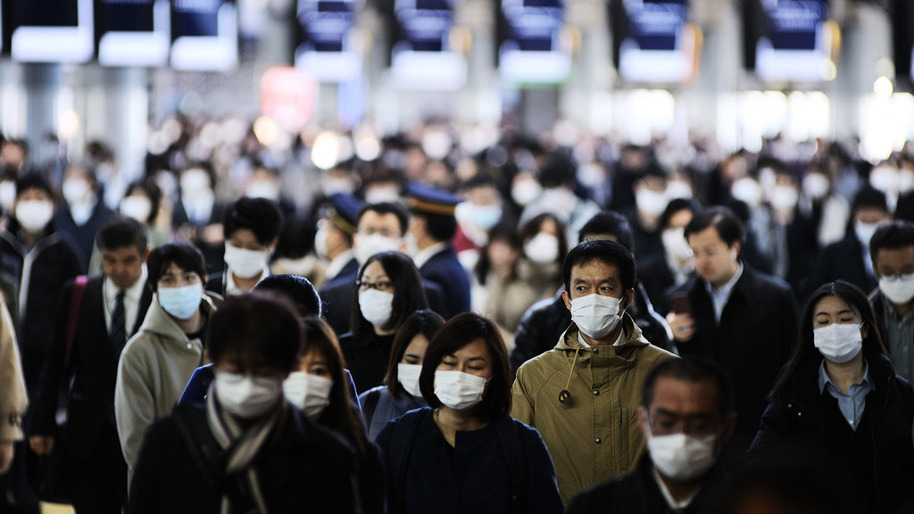 欧米人が驚くほど日本人が｢マスク依存症｣になった根本原因 - 不安が増すとマスクに飛びつく心理