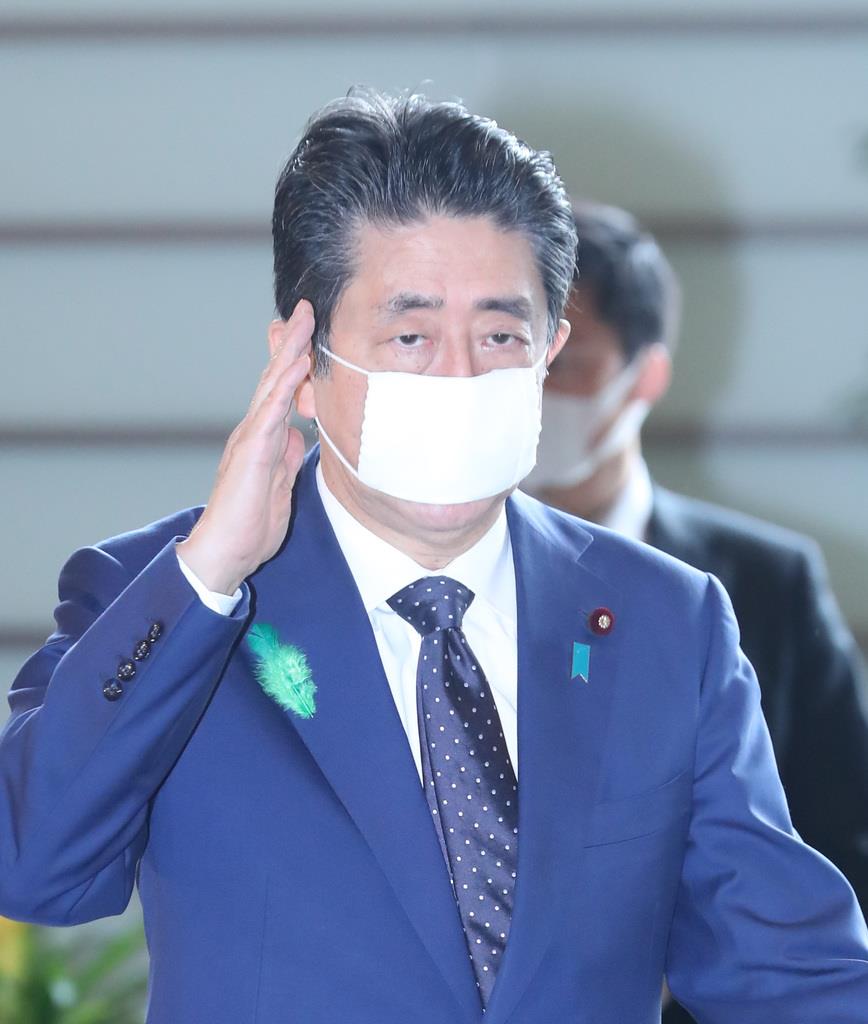 首相が補正予算案の組み替え指示　新型コロナ、１０万円一律給付へ