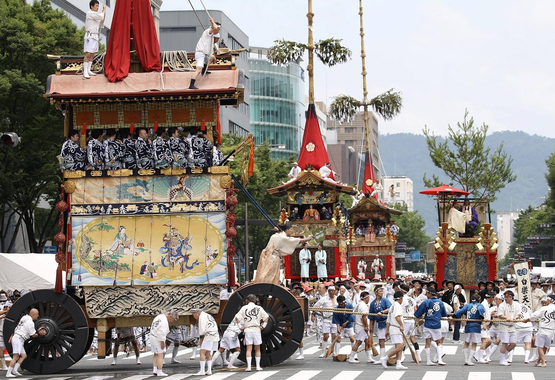 祇園祭の山鉾巡行中止へ　新型コロナ終息見通せず　日本三大祭り