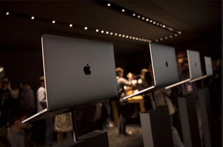 アップルがmacOSにMacBookの電池寿命を延ばす機能を加える
