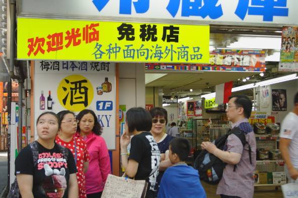 中国人頼みだった観光業界に激震　「インバウンド消費低迷」に追い打ちをかけた新型コロナ