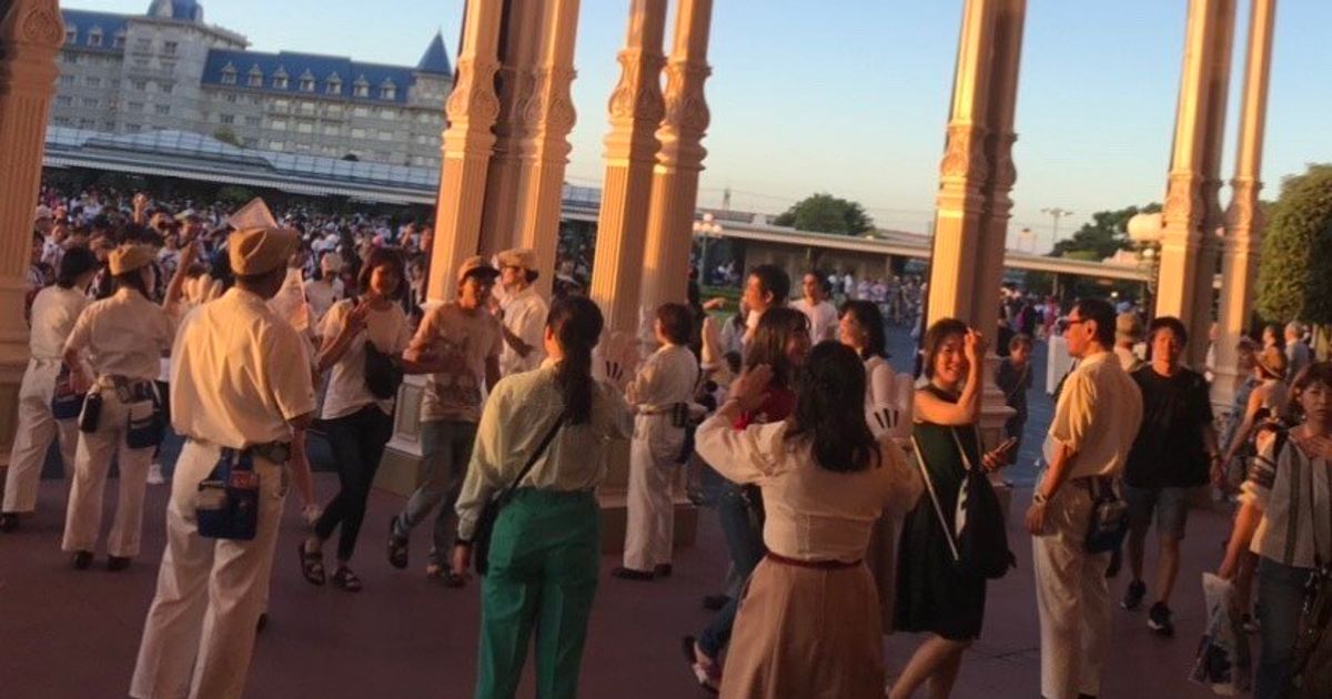 米 ディズニー 従業員10万人解雇で日本のtdrは 臨時休園中の休業補償を5月まで増額 新型コロナ