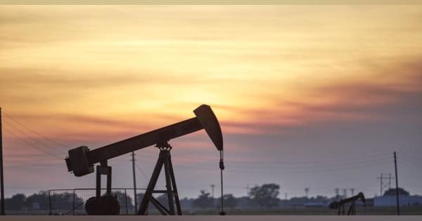 NY原油、6月も急落　11ドル台、供給過剰懸念強く
