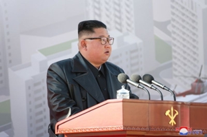 北朝鮮メディア、22日も金委員長の動静伝えず　健康不安説くすぶる - ロイター