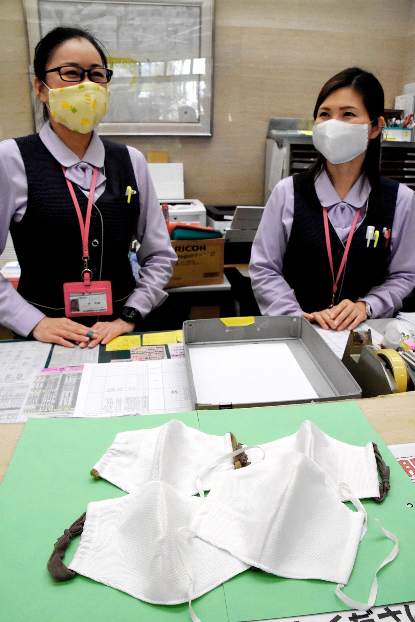 通院中の女性が手作り布マスク50枚を病院へ　不足を気に掛け職員たちに