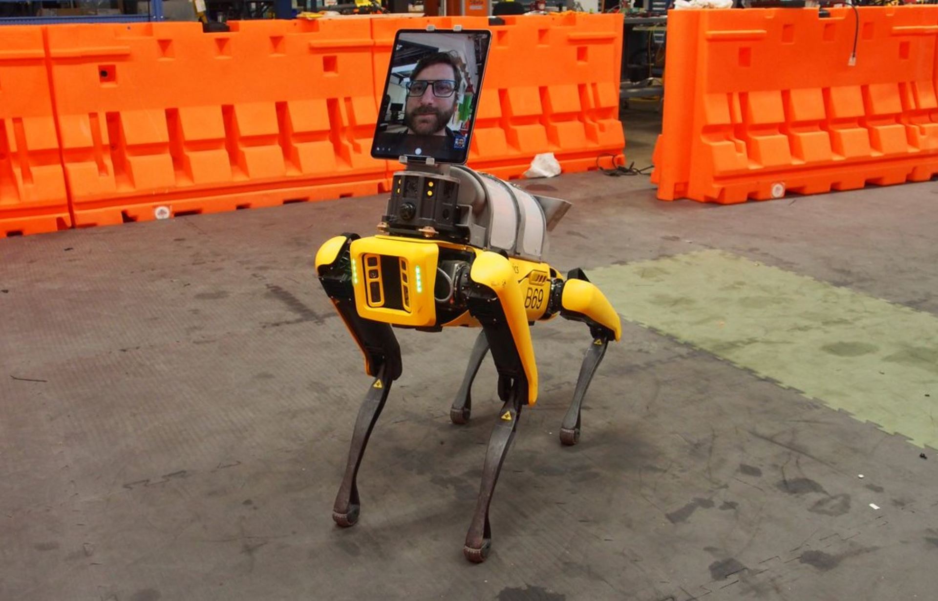 Boston Dynamics、新型コロナのトリアージでのロボット「SPOT」採用事例を紹介