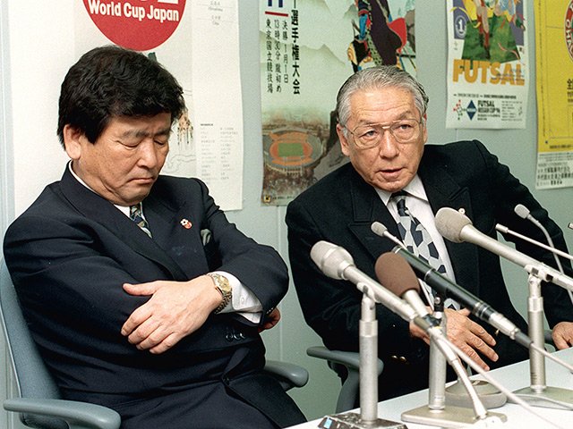 腐ったミカン騒動に加茂監督更迭。W杯初出場をめぐる日本代表事件簿。