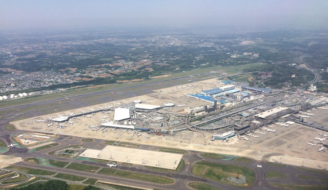 成田空港、20年3月訪日客82％減　総旅客67％減