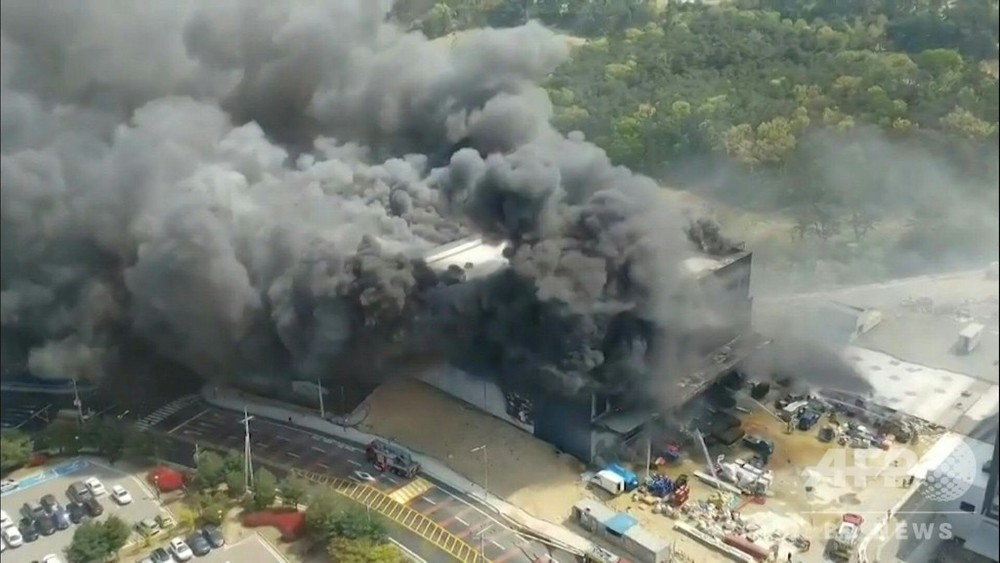 動画：韓国の倉庫で火災 38人死亡、10人負傷 現場の映像