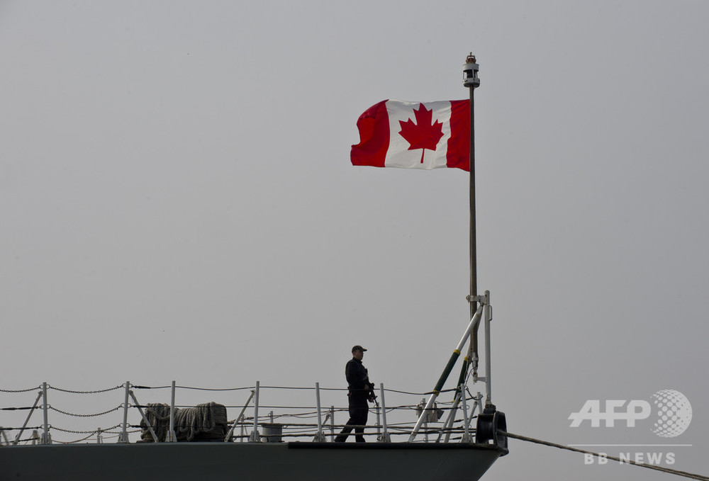 ギリシャ沖でカナダ軍ヘリ墜落、1人死亡 5人不明