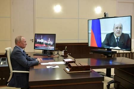ロシア首相が感染、入院し隔離治療へ　新型コロナ