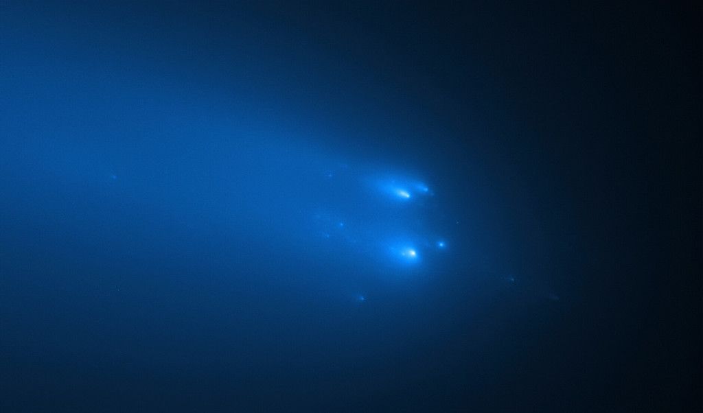 アトラス彗星の崩壊観測　太陽接近で自転加速？―ハッブル：時事ドットコム