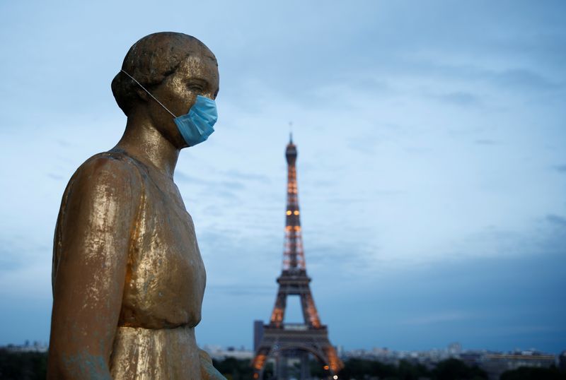 フランスの新型コロナ死者2.5万人突破、世界で5カ国目
