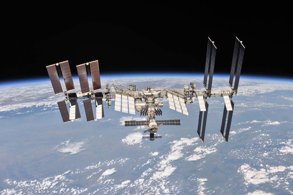 NASAはトム・クルーズの映画に協力、ISS宇宙ステーションで撮影する