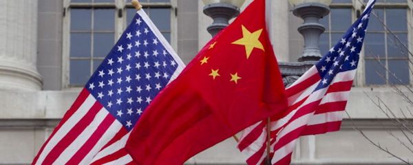 米国務長官、中国批判強める－研究所が発生源との主張はトーン弱める