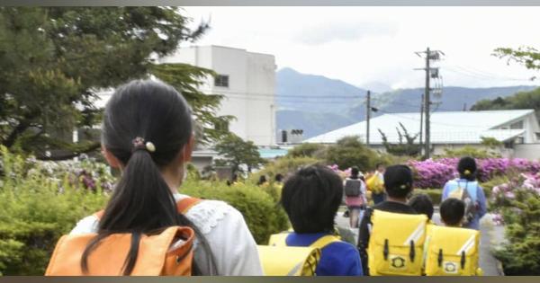 青森、鳥取両県で初の学校再開　保護者は「3密」心配