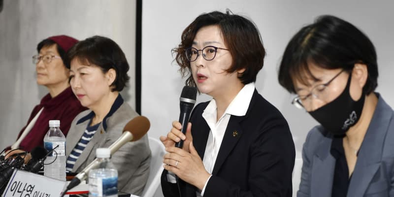 韓国市民団体「水曜集会」継続へ　元慰安婦が廃止要求