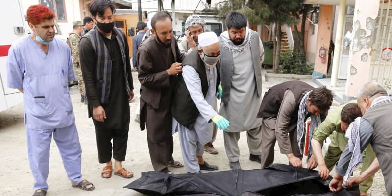 アフガン、病院襲撃で13人死亡　国境なき医師団支援、葬儀に爆発