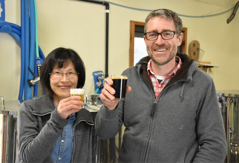 地ビールの魅力全国へ　夫妻が営む徳島の醸造所　スダチなど地元の原料で