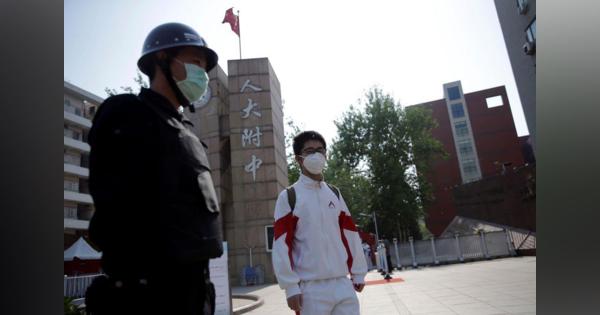 中国、体育授業で医療用マスク着用を禁止へ　突然死相次ぐ
